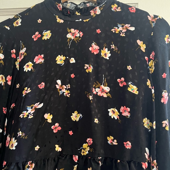 TopShop Floral blouse - Picture 2 of 3